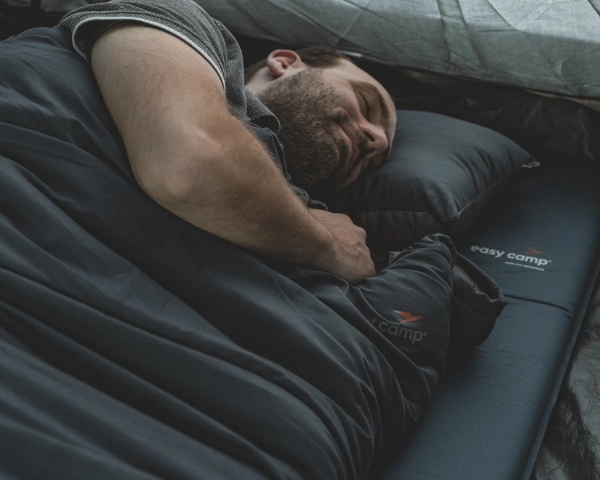 Easy Camp Raven I Square 2°C