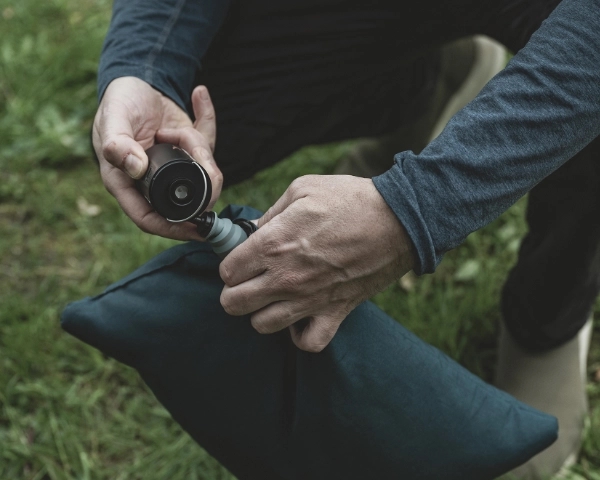 Wiederaufladbare Easy Camp Allium-Pumpe